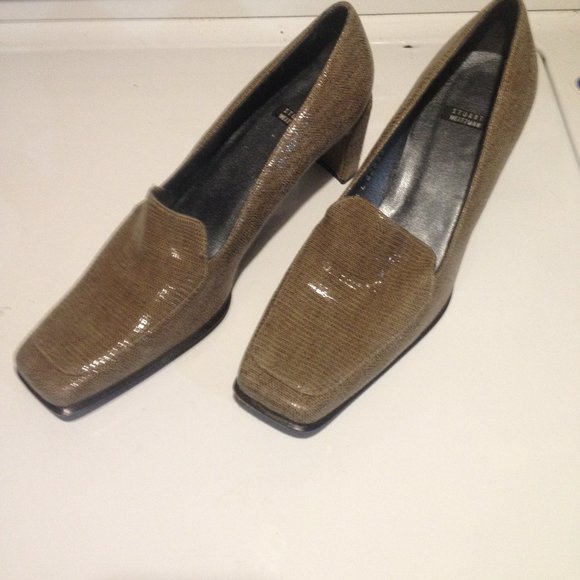 Stuart Weitzman Shoes - Womens Brown Stuart Weitzman. 8 1/2" dress shoe. Stuart Weitzman Shoes - Womens Brown Stuart Weitzman. 8 1/2" dress shoe.